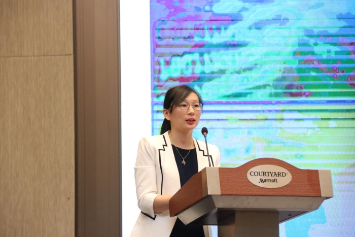 11.上海食品药品研究会副秘书长魏俊璟作《新技术与药品医疗器械科学监管》主题发言。