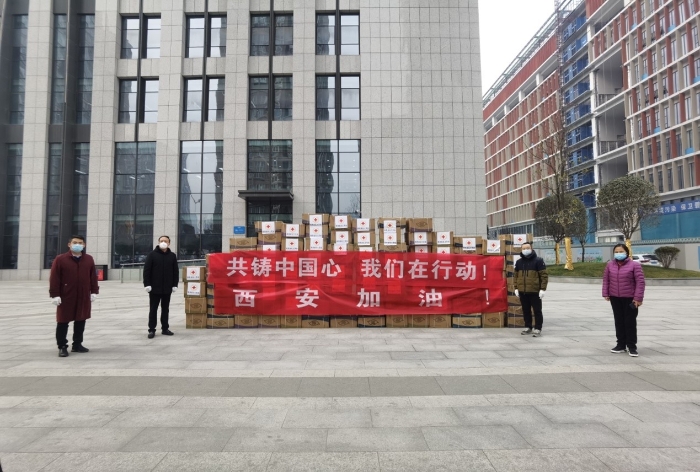 图为捐赠现场。