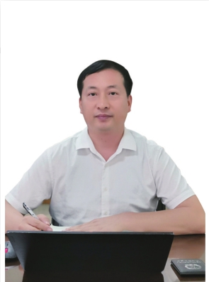 国家化妆品检查员、安徽省药监局第一分局化妆品检查员，扎根监管一线二十余年，具有丰富的检查经验。